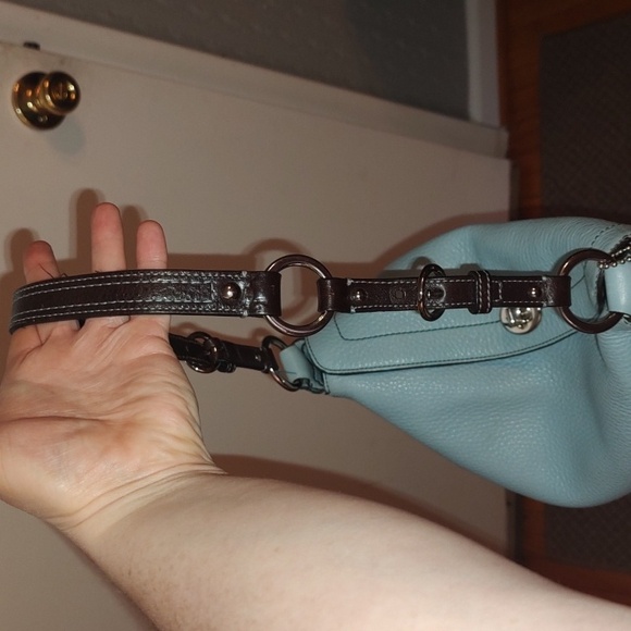 Coach Chelsea Vintage Turnlock Shoulderbag 8A39. Light Blue Full-grain Leather. - Picture 5 of 16